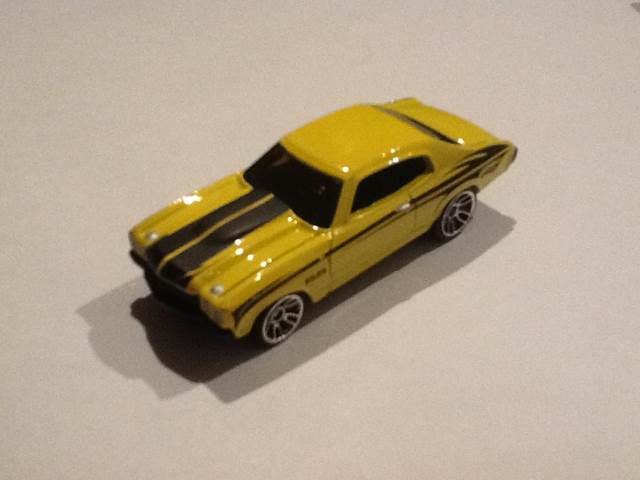 ’70 Chevelle SS - Nightburnerz ’10 toy car collectible - Main Image 2
