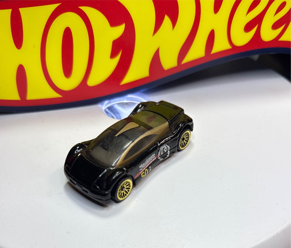 Avus Quattro  toy car collectible - Main Image 2