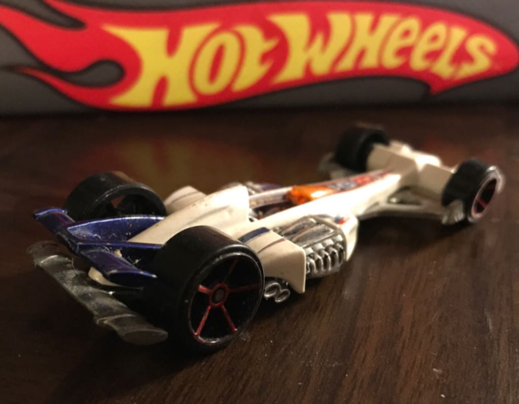 Nitro Scorcher - World Racers 5-Pack toy car collectible - Main Image 2