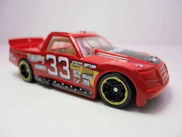 Circle Tracker - 2011 New Models toy car collectible - Main Image 2