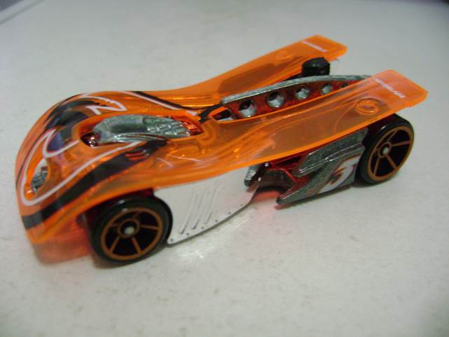 Motoblade - 2006 First Editions toy car collectible - Main Image 2