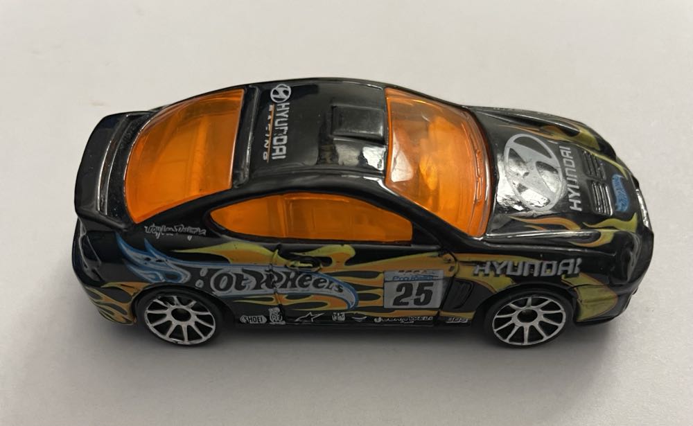 Hyundai Tiburon - 2003 First Editions toy car collectible - Main Image 3