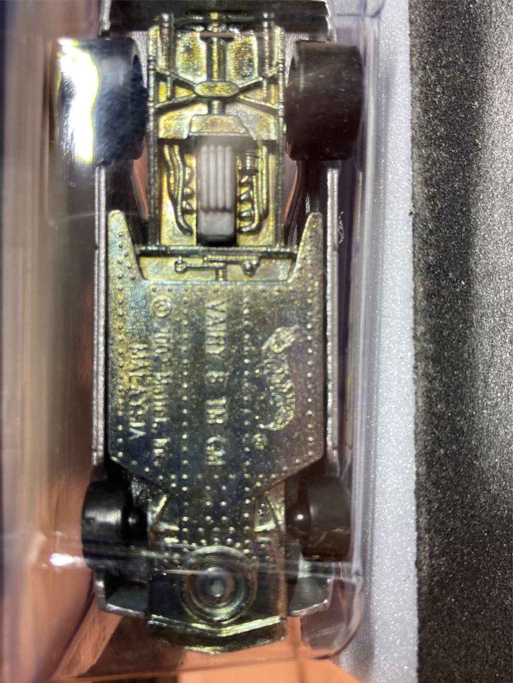 Vairy 8 - 2003 First Additions toy car collectible - Main Image 3