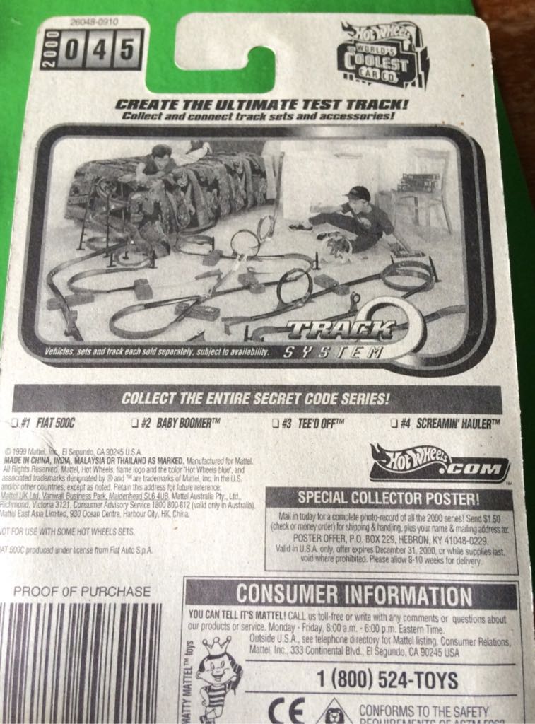 #431 FIAT 500C - Secret Code Series toy car collectible - Main Image 2