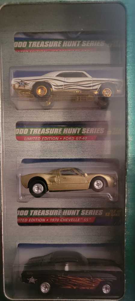 Ford GT-40 - Treasure Hunt 2000 toy car collectible - Main Image 3