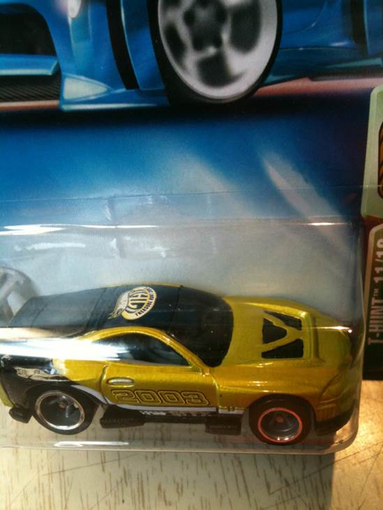 11/12 Super Tsunami - 2003 - HW T-Hunt™️ toy car collectible - Main Image 2