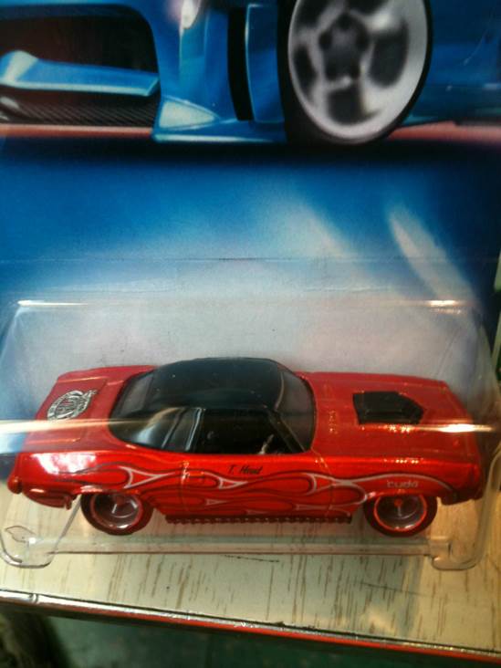 Treasure Hunt 1971 Plymouth GTX - Treasure Hunt toy car collectible - Main Image 2