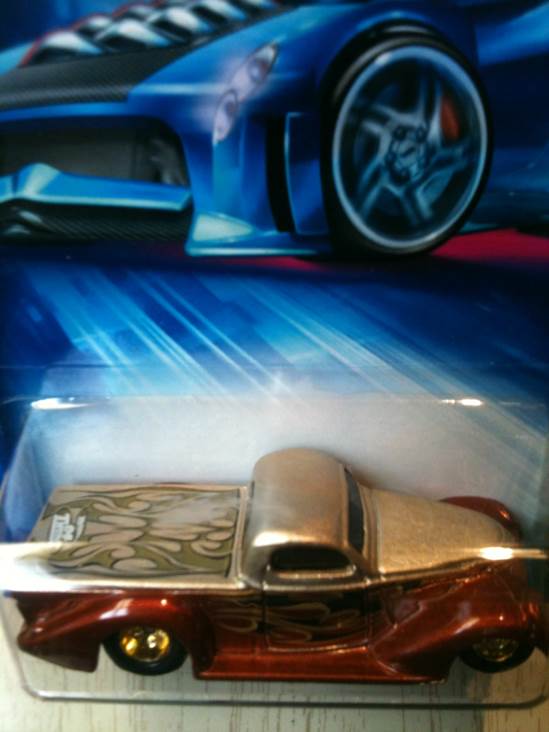 Super Smooth - Treasure Hunts 2004 toy car collectible - Main Image 2