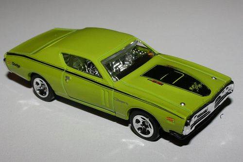 Dodge Charger ’71  toy car collectible - Main Image 2