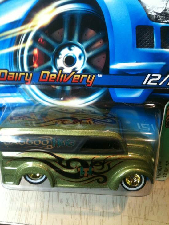 Dairy Delivery - Treasure Hunt 2006 toy car collectible - Main Image 2