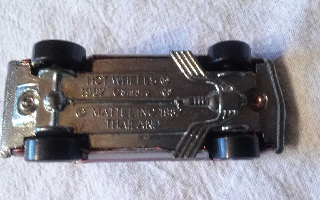 Camaro 1967 - 2010 Muscle Mania toy car collectible - Main Image 2