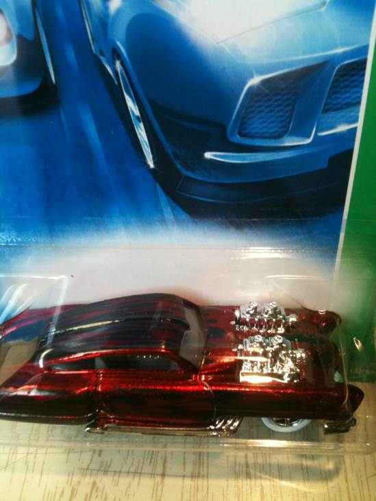 Evil Twin - Trea$ure Hunt$ 2007 toy car collectible - Main Image 2