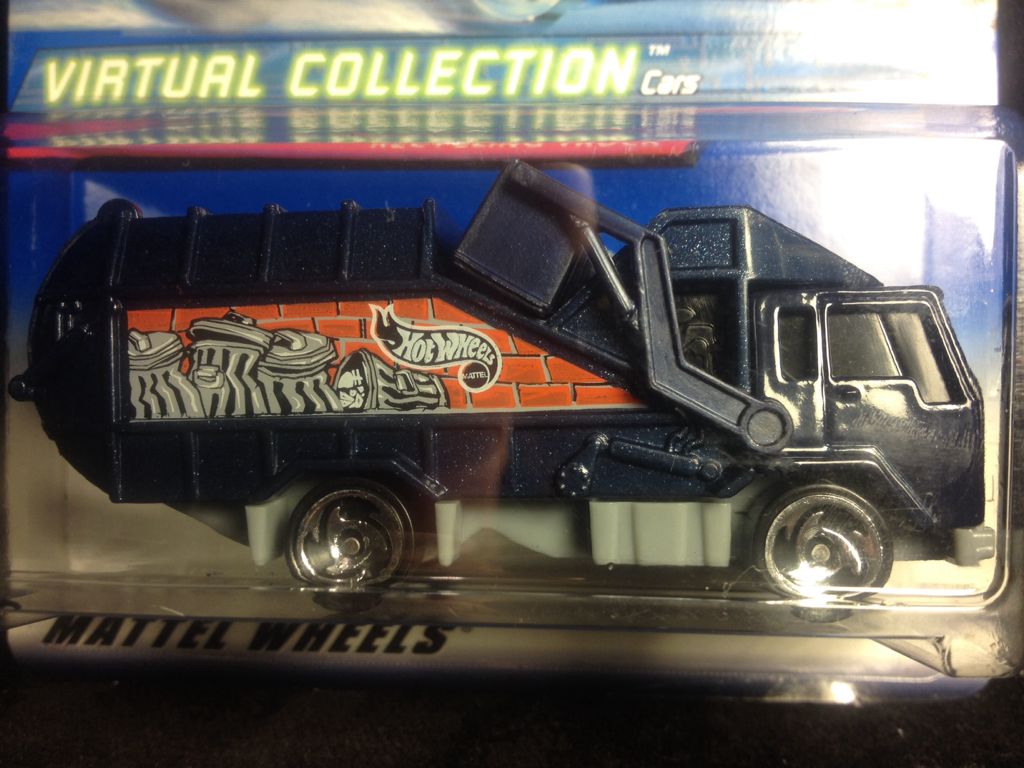 Recycling Truck ‘2000 - Virtual Collection Cars toy car collectible - Main Image 2