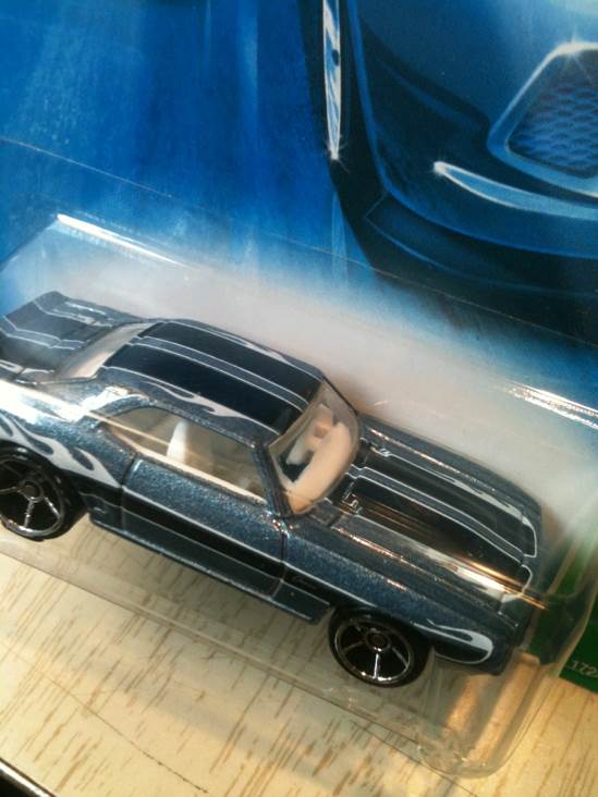 ‘69 Camaro TH - 2008 Reg Treasure Hunt Series toy car collectible - Main Image 2