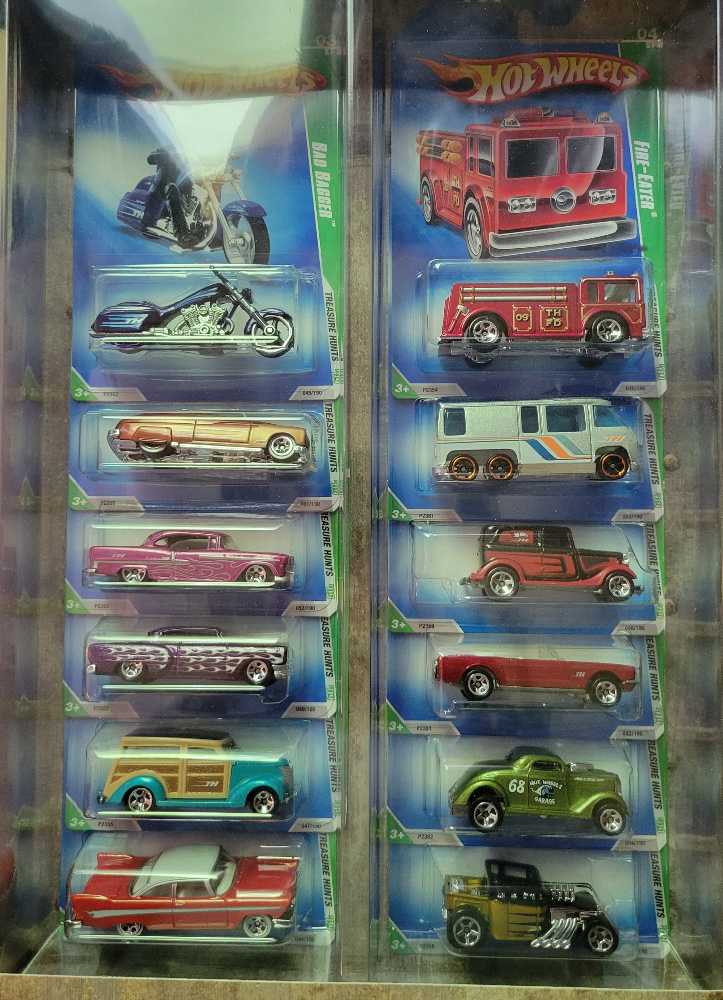 Fire-Eater - Trea$ure Hunt$ toy car collectible - Main Image 4