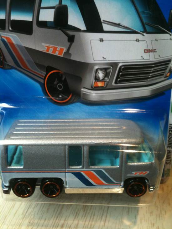 GMC Motorhome - Treasure Hunts 2009 toy car collectible - Main Image 2