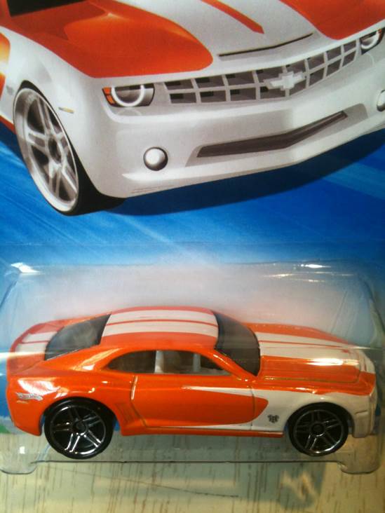Chevy Camaro Concept - Treasure Hunts ’10 toy car collectible - Main Image 2