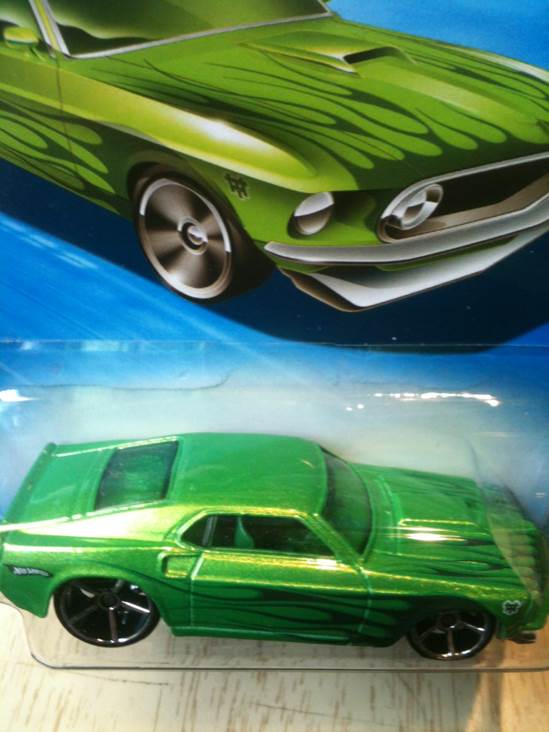 2010 Reg Treasure Hunt - 2010 Reg Treasure Hunt Series toy car collectible - Main Image 2