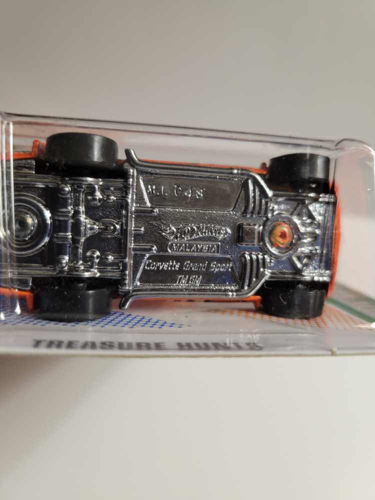 Corvette Grand Sport - Treasure Hunts ’11 toy car collectible - Main Image 3