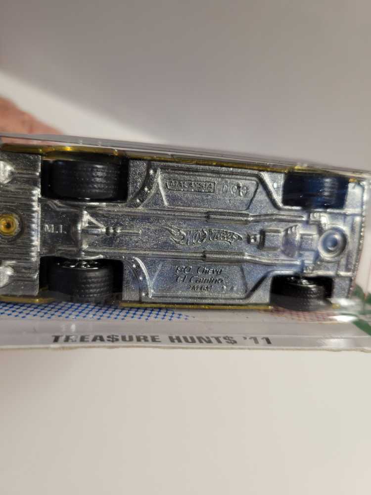 ’80 El Camino - Trea$ure Hunt$ ’11 toy car collectible - Main Image 3