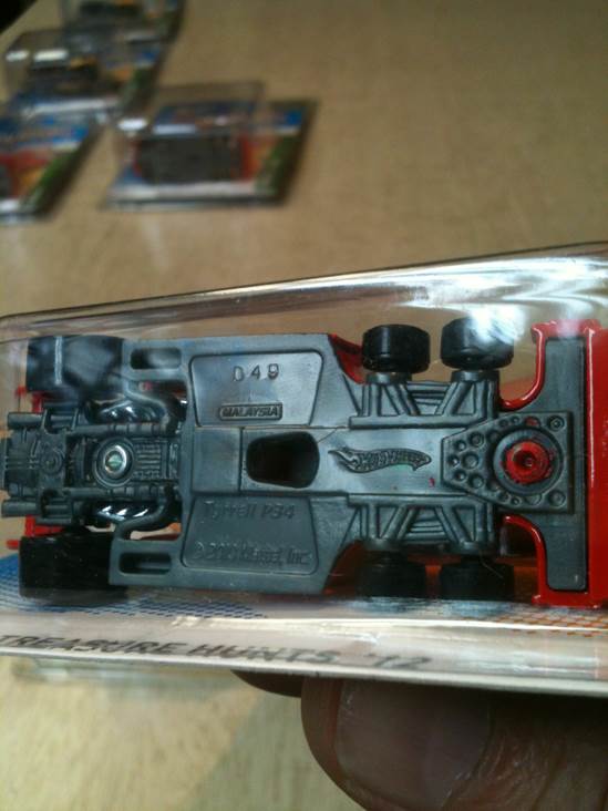 Th Terrell P34 - 2012 Reg Treasure Hunt Series toy car collectible - Main Image 2