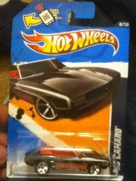 8/10 ’69 Camaro - 2012 - HW Muscle Mania - GM toy car collectible - Main Image 1