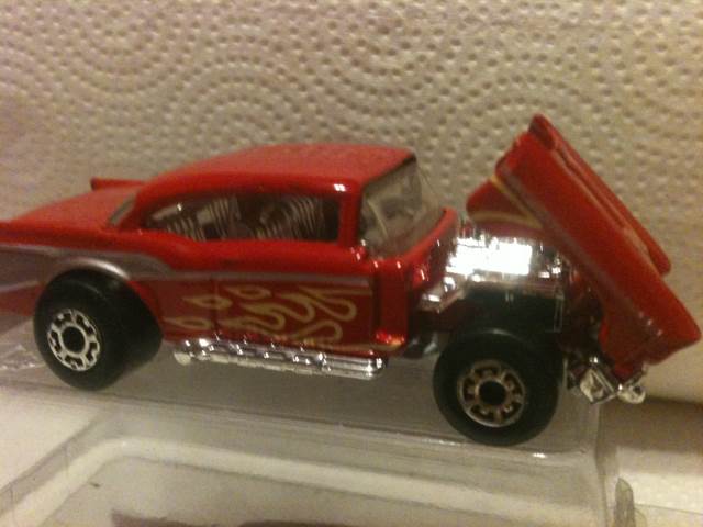 Matchbox 57 Chevy  toy car collectible - Main Image 1