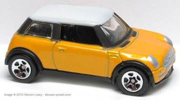 2001 Mini Cooper - 2002 First Editions toy car collectible - Main Image 2