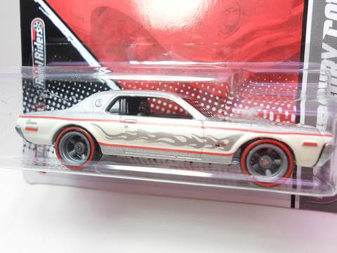 68 Mercury Cougar - Hot Wheels Garage toy car collectible - Main Image 1