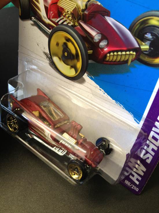 Fangula  toy car collectible - Main Image 2