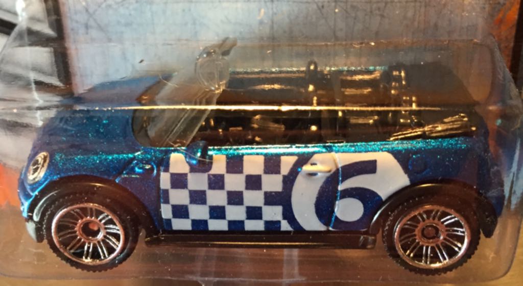 Mini Cooper S Convertible - MBX Beach toy car collectible - Main Image 2