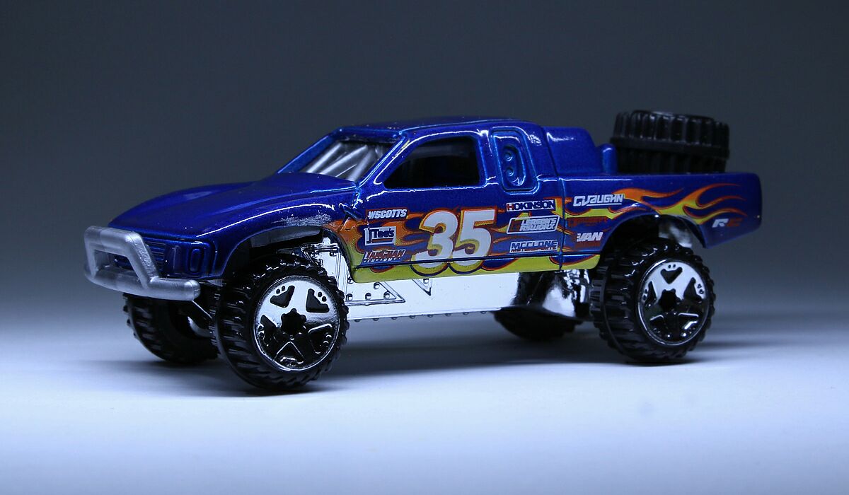 Toyota Baja Truck - 2008 All Stars toy car collectible - Main Image 2
