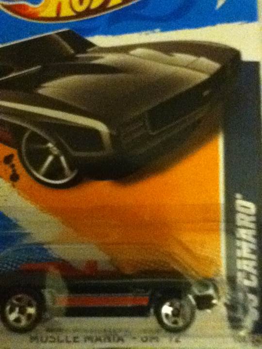 1969 Camaro Convertible - Muscle Mania - GM ’12 toy car collectible - Main Image 2