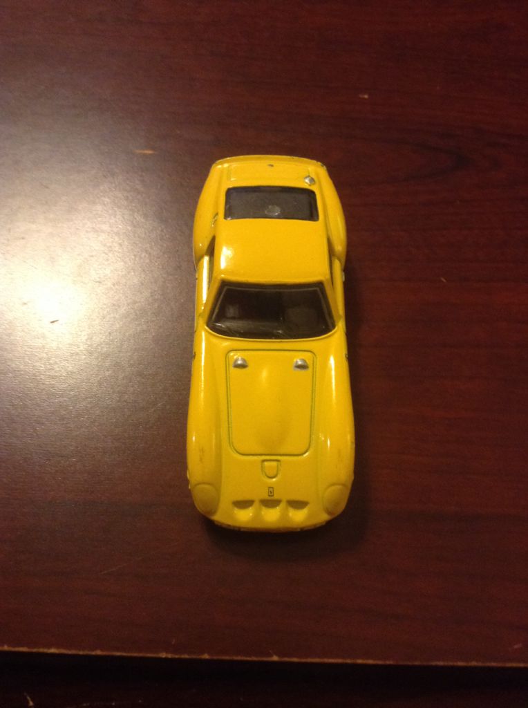 Farrari 250 GTO  toy car collectible - Main Image 2