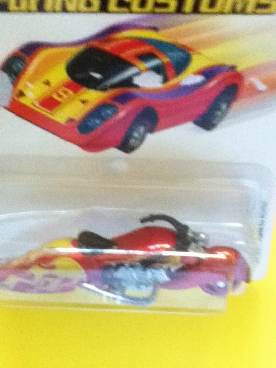 W-oozie - 2007 Flying Customs toy car collectible - Main Image 2