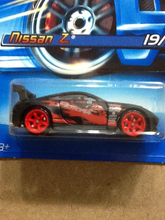 Nissan 350z - 2006 First Edition toy car collectible - Main Image 2