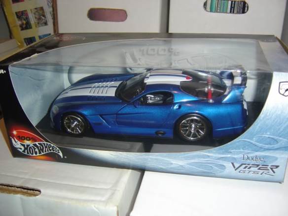 Dodge Viper GTS-R - 2003 Highway 35 toy car collectible - Main Image 1