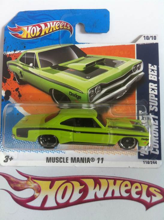 ’69 Dodge Coronet Super Bee - Muscle Mania toy car collectible - Main Image 2