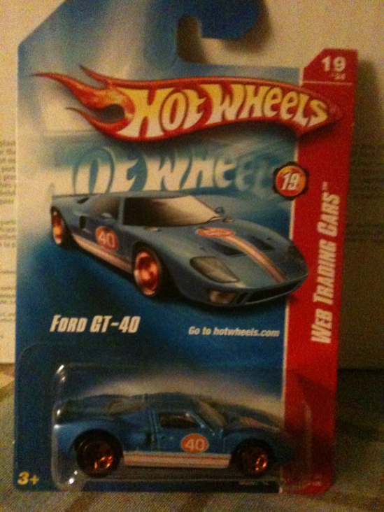 Error Ford GT-40  toy car collectible - Main Image 2