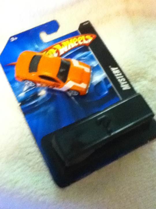 Mystery - HW Mystery Car toy car collectible - Main Image 2