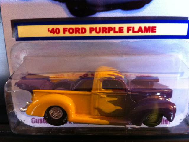 ’40 Ford Purple Flame - Bear’s Custom Cars toy car collectible - Main Image 2