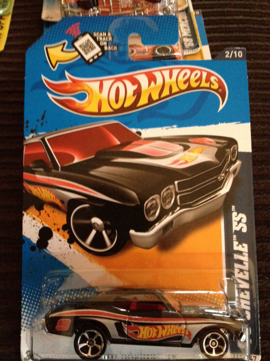 ’70 Chevelle SS - HW Racing ’12 toy car collectible - Main Image 2