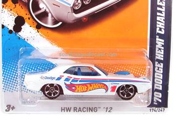 ’70 Dodge Hemi Challenger - HW Racing ’12 toy car collectible - Main Image 1
