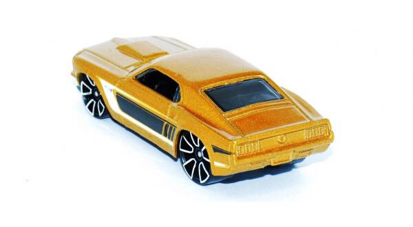 ’65 Mustang - Heat Fleet ’11 toy car collectible - Main Image 2