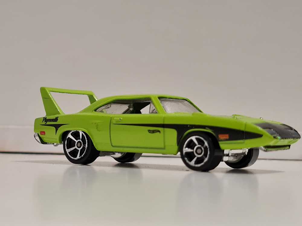 Plymouth Superbird ‘70  toy car collectible - Main Image 2