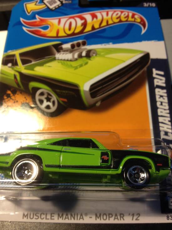 70 Dodge Charger R/T - ’20 Muscle Mania toy car collectible - Main Image 2