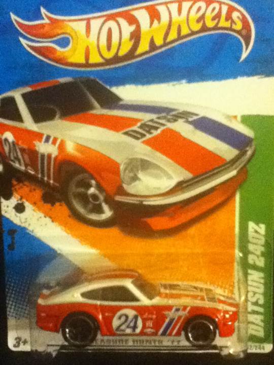 Datsun 240z - ’11 Treasure Hunt toy car collectible - Main Image 1