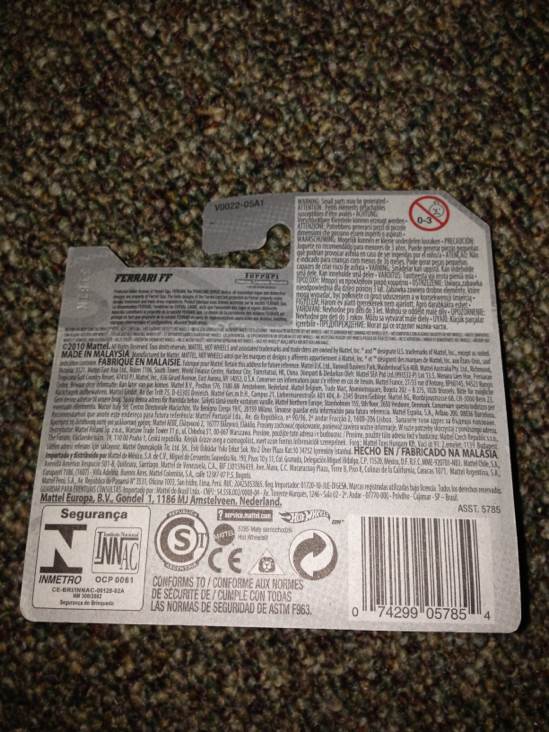 Ferrari FF - 2011 New Models toy car collectible - Main Image 2