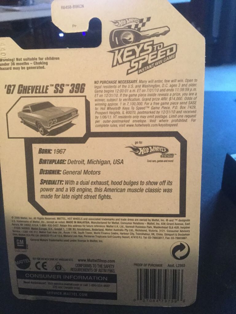 67 Chevelle Ss 396 - 2010 New Models toy car collectible - Main Image 2