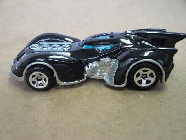 DC Comics S10  toy car collectible - Main Image 2